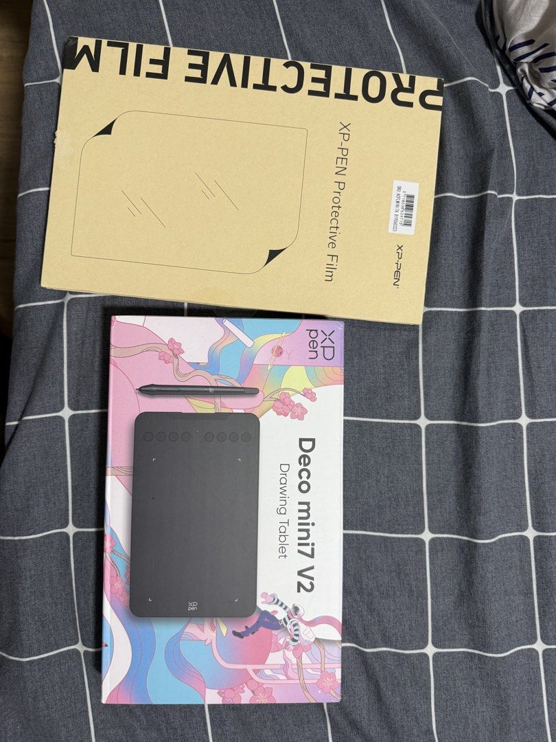 XP PEN Deco mini7 V2 Drawing Tablet (Category: Other Accessories) located in Manila. Submitted by karlsefniw (Listing ID 1449475423, Image 2). Description: RFS: recently bought from the XP PEN website (out of a whim), realized pen tablets weren’t for me used less than 10 times includes protective screen for tablet (one is already placed, the other is still inside package).