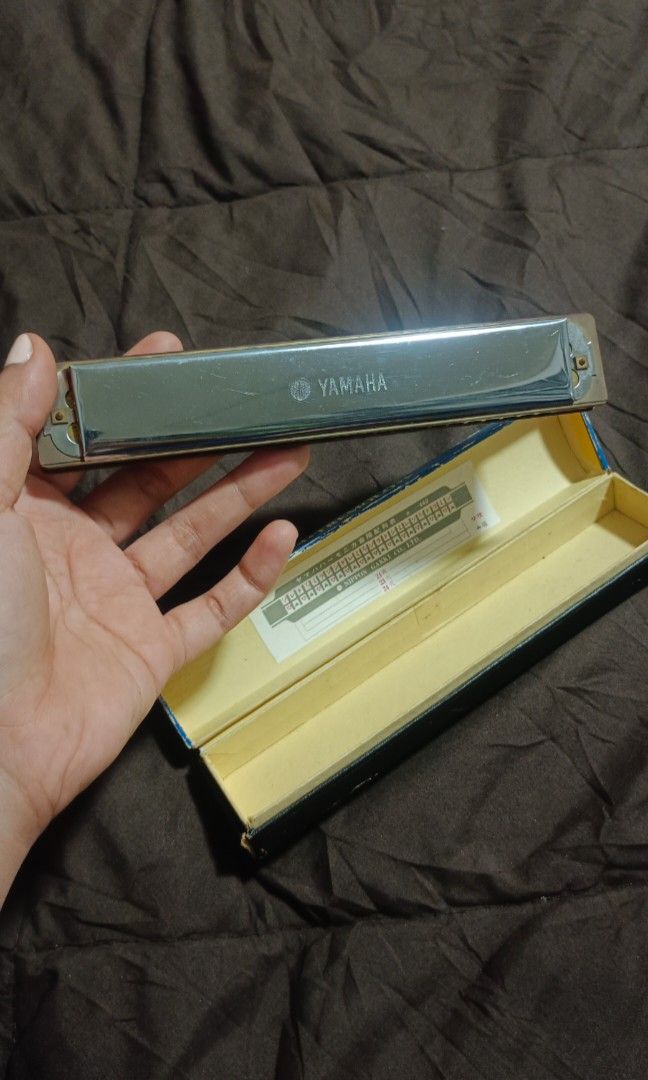 YAMAHA harmonica (Category: Musical Instruments) located in Quezon City. Submitted by reareebelise (Listing ID 1449462160, Image 1). Description: .