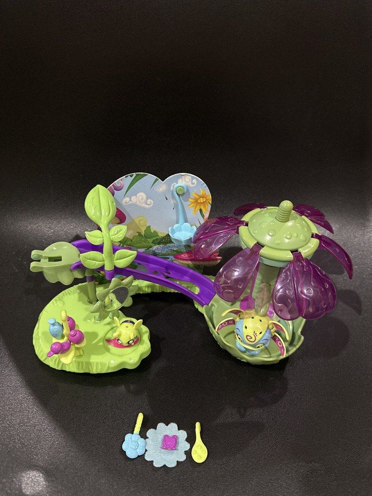 Zoobles Playset (Category: Kids Toys) located in Manila. Submitted by krystalchewey_ (Listing ID 1449485810, Image 1). Description: USED Actual Photo Posted 500php Zoobles .