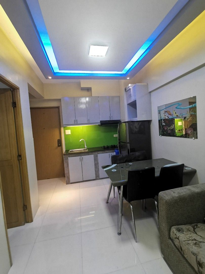 1bedroom near MAKATI (Category: Apartments & Condos) located in Manila. Submitted by irishm. (Listing ID 1449565943, Image 2). Description: 1 bedroom fullyfurnish 17k inclusive of association dues, good location few minutes to makati area. 1 ride to Guadalupe, Makati Ave, Taft, Mandaluyong and Manila area. 👮‍♀🕵24/7 security (safe & secured) 🏖-Swimming pool 🏊‍♀-Kiddie pool 🏋🏾‍♀🏋🏿- gym ⛹🏼‍♂- basketball court 🚵-Open space, 9 clustered low 