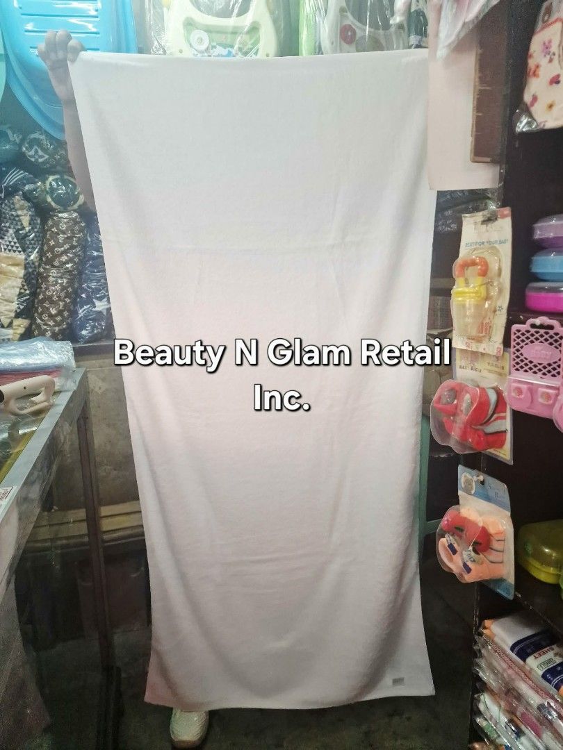 5 star Hotel Quality Bath Towel (Category: Bath) located in Quezon City. Submitted by floreskari78555 (Listing ID 1449602594, Image 1). Description: ​🌟 5-Star Hotel Quality Bath Towels 🌟 Why wait for a vacation to experience premium comfort? Our Class A luxury towels are the exact same quality used by high-end hotels. ​✔️ Ultra-Smooth & Soft ✔️ Highly Absorbent ✔️ Pristine White ✔️ Available in 620g and 550g ​Send us a DM to inquire or place yo