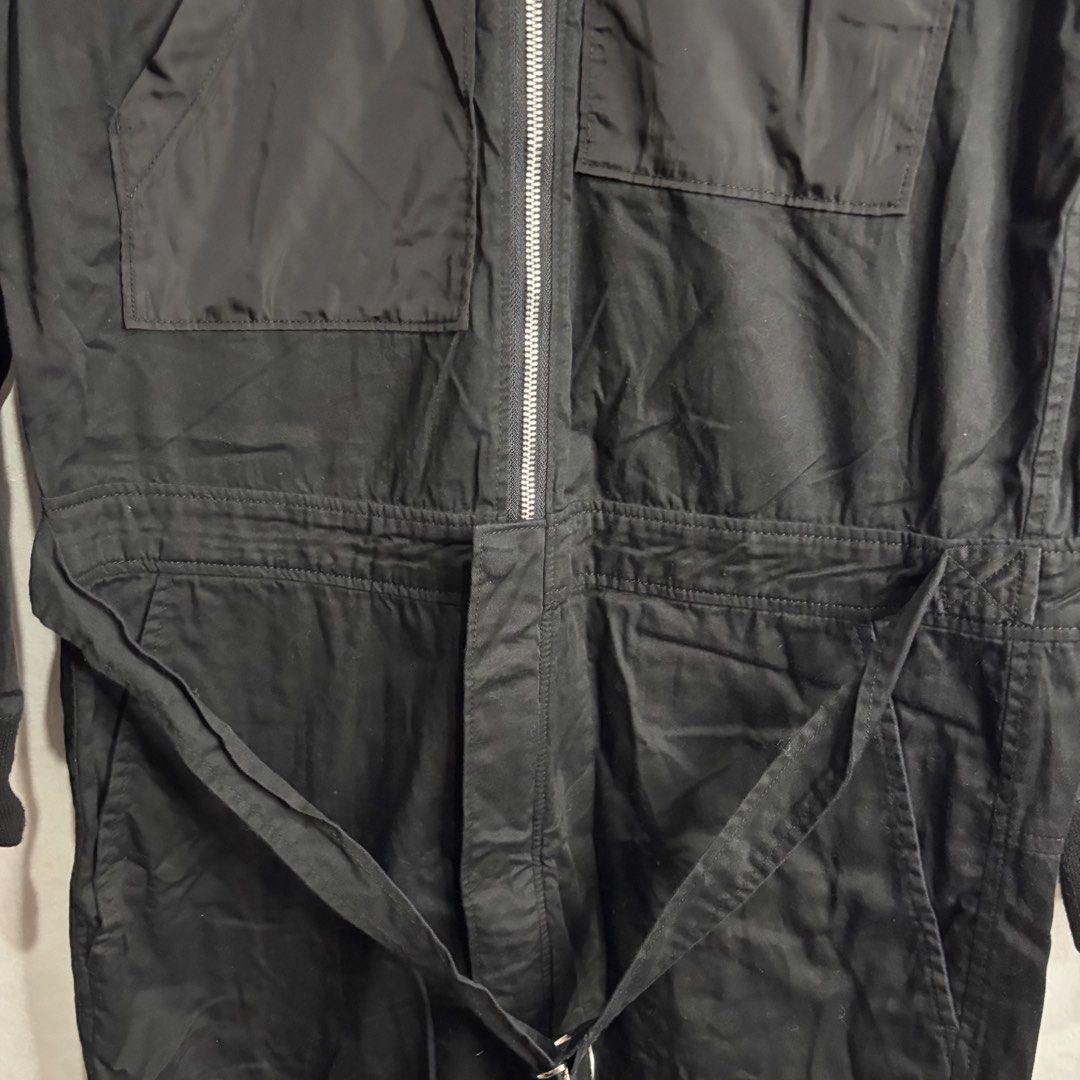 5cm - Black Bomber Style Utility Jumpsuit Size M (Category: Jumpsuits) located in Cavite. Submitted by goodstayojan.cvt (Listing ID 1449629007, Image 3). Description: 5cm - One Piece All Over M on tag(19.5 x 50 x 24.5sleeves) Verygood-Excellent Condition No flaws! - Black utility jumpsuit from 5cm - Bomber jacket style top with zip closure and pockets - Belted waist for a defined silhouette - Long sleeves with elastic cuffs - Perfect for a cool s