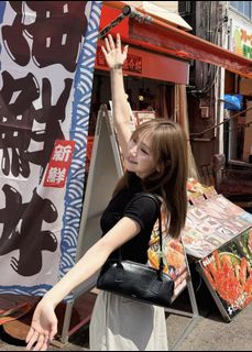 （分類：）位於 。 由 sellsthgoodyeah 提交（商品編號 1449548597，圖片 1）。簡介： 。