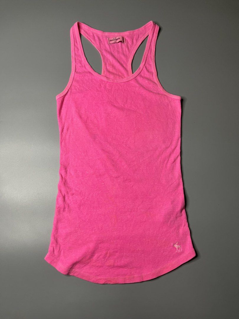 ABERCROMBIE & FITCH TANK TOP (Category: Sleeveless) located in Manila. Submitted by aaaaaahhhhhh (Listing ID 1449714232, Image 1). Description: XL KIDS on tag 12W 27.5L Excellent Lalamove or J&t Express + Shipping fee.