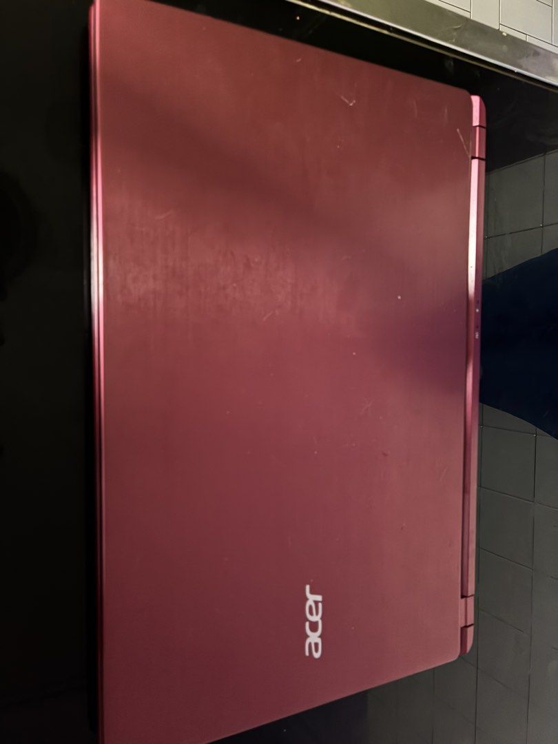 Acer red big laptop ( Read description)509599598301696001