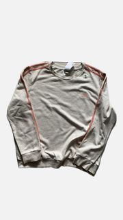 (Category: ) located in . Submitted by minthriftco (Listing ID 1449608862, Image 1). Description: .