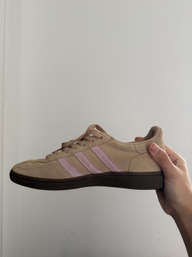 Adidas Spezial (Category: Sneakers) located in Petaling Jaya. Submitted by allaboutblush (Listing ID 1449654285, Image 3). Description: Worn twice Not my style Just brought back from shoe spa Sprayed with waterproof spray With box & matching pink straps.