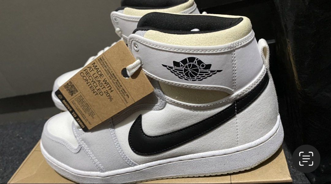Air Jordan 1 Mid SE "Move to Zero" (Category: Sneakers) located in Manila. Submitted by hubcycleph (Listing ID 1449597123, Image 2). Description: - Air Jordan 1 Mid SE - Part of 'Move to Zero' initiative (at least 20% recycled content) - Classic high-top silhouette - Canvas-like upper with black accents - Comes with original box - Ideal for everyday wear.