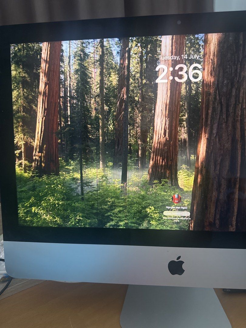 Apple iMac Desktop Computer 2017 21.5 inch