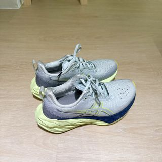 (Category: ) located in . Submitted by viviana.closet (Listing ID 1449645604, Image 1). Description: .