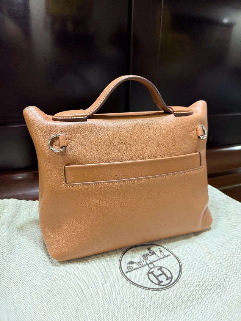 AUTHENTIC Hermes Mini 24/24 in Gold Leather PHW (Category: Luxury Bags & Wallets) located in Quezon City. Submitted by closetofcoco (Listing ID 1449636126, Image 3). Description: GUARANTEED AUTHENTIC PM FOR INQUIRIES NO LOW BALLING.