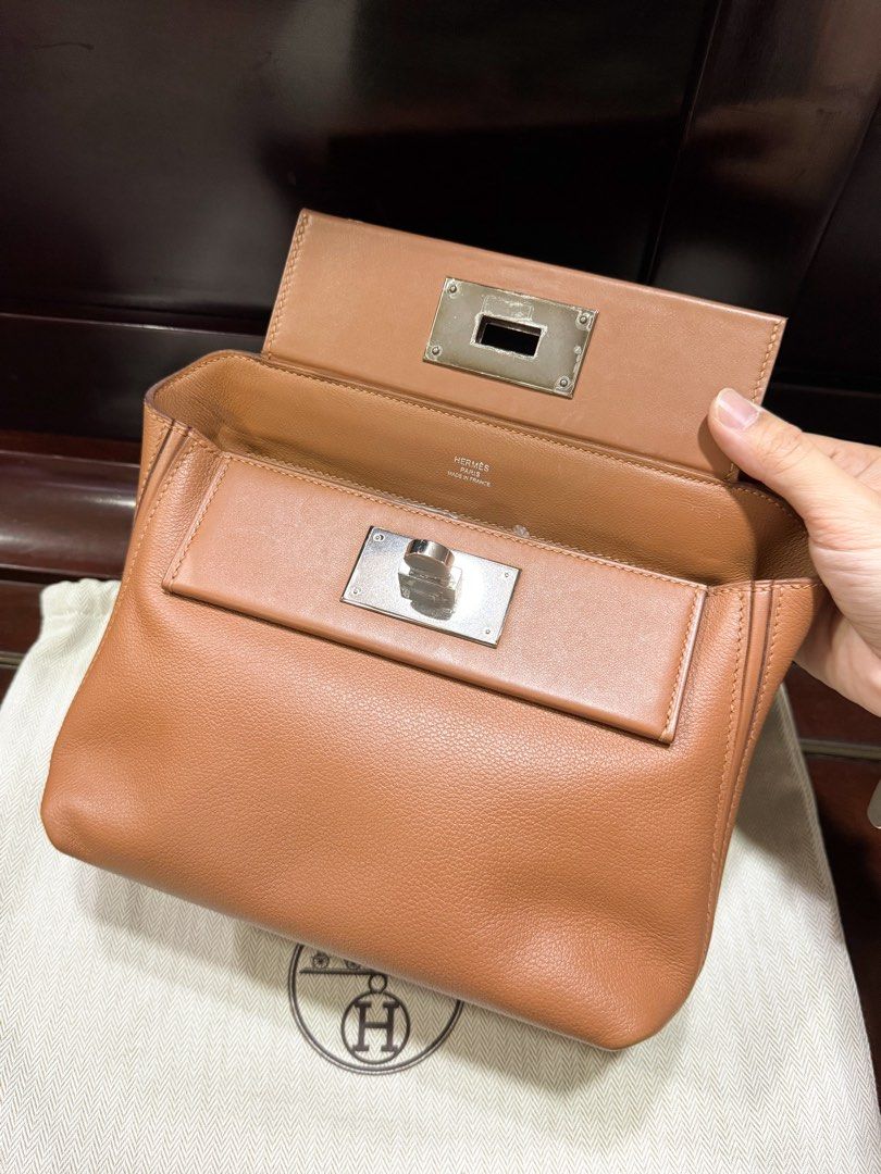AUTHENTIC Hermes Mini 24/24 in Gold Leather PHW (Category: Luxury Bags & Wallets) located in Quezon City. Submitted by closetofcoco (Listing ID 1449636126, Image 2). Description: GUARANTEED AUTHENTIC PM FOR INQUIRIES NO LOW BALLING.