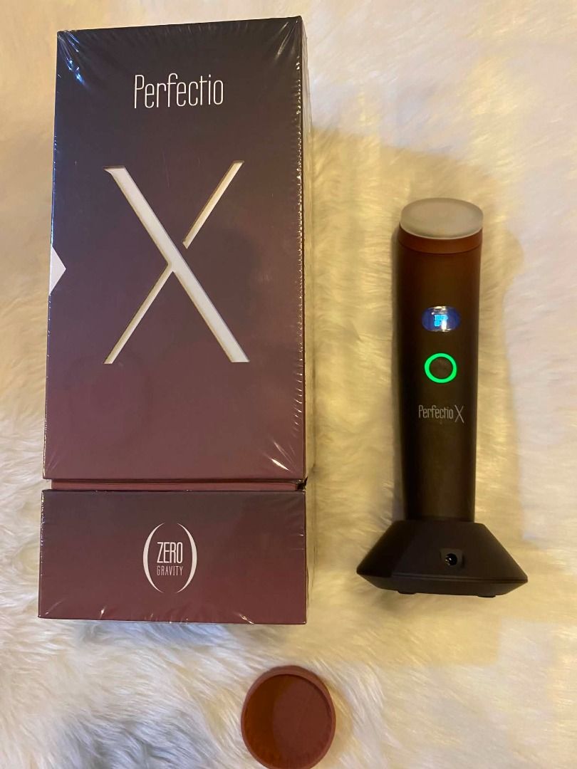 Authentic Perfectio X™ LED Infrared Light Therapy Device | Complete Set | Excellent Condition | Zero Gravity (Category: Face Care) located in Caloocan City. Submitted by goldentiger.fcfc28 (Listing ID 1449706288, Image 2). Description: ✨ AUTHENTIC PERFECTIO X™ BY ZERO GRAVITY ✨ Experience premium LED infrared light therapy with the Perfectio X™, a luxury beauty device designed for skin rejuvenation and temporary topical heating. According to the 