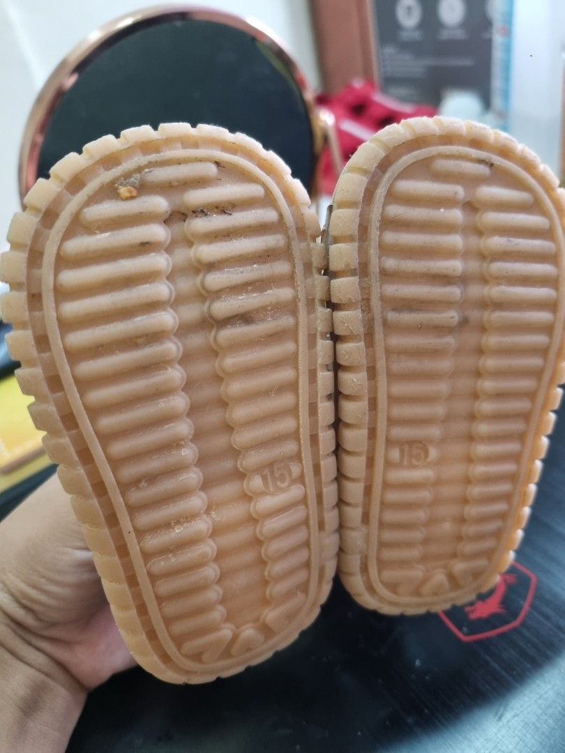 Baby Sandals (Category: Babies & Kids Fashion) located in Manila. Submitted by beblips (Listing ID 1449581235, Image 2). Description: Size: 3.
