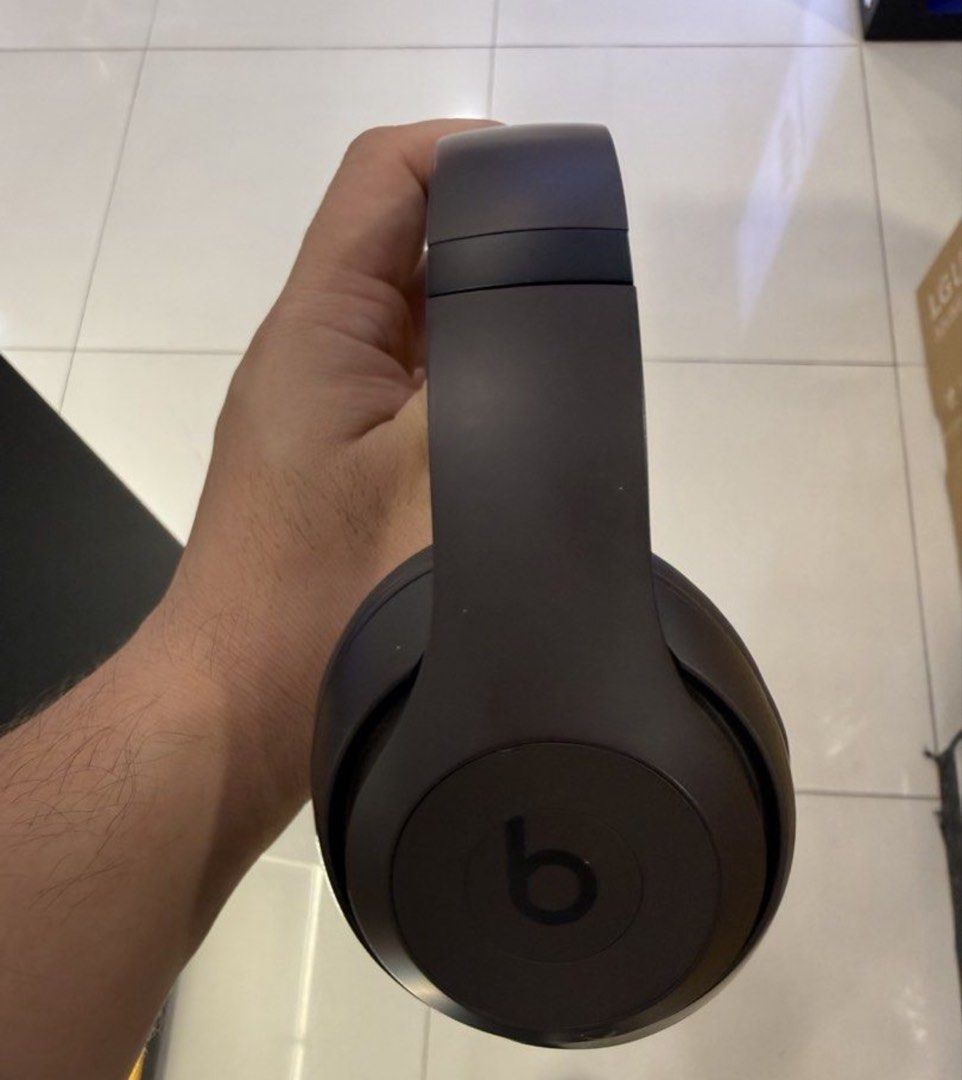 Beats Studio Pro