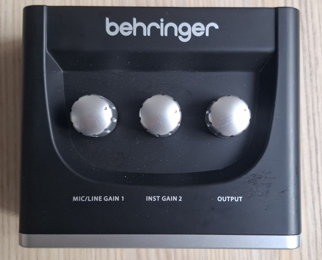 Behringer U-PHORIA UM2 USB Audio Interface509213310840350722