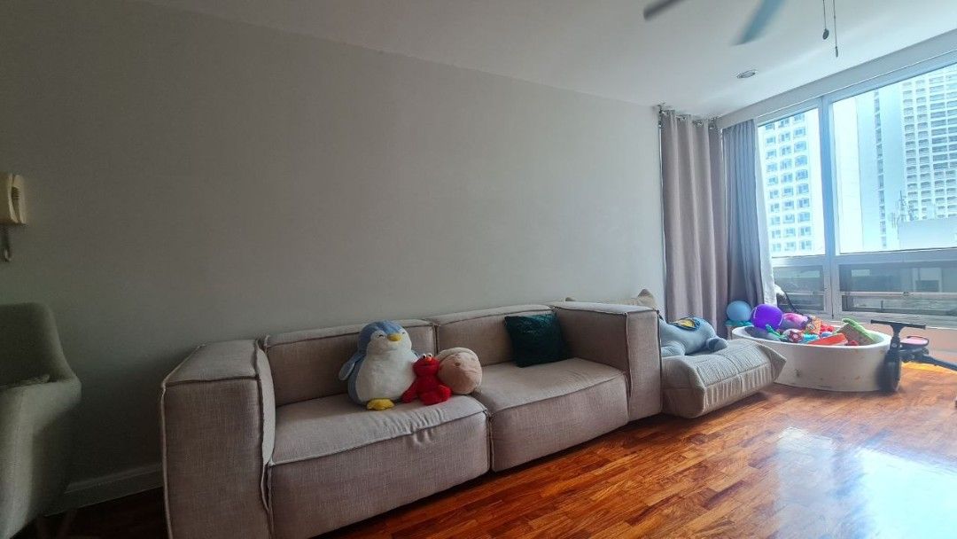 Modern Modular 3-Seater Sofa (Category: Sofas) located in Makati City. Submitted by ryanscloset (Listing ID 1449564362, Image 2). Description: Clean, minimalist design that suits contemporary interiors. Comfortable deep seats with firm, supportive cushions. Well looked after in a smoke-free home. Minor signs of normal use but overall in excellent condition..