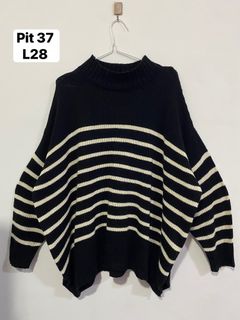 (Category: ) located in . Submitted by snuggle.stitch.thrift (Listing ID 1449647652, Image 1). Description: .