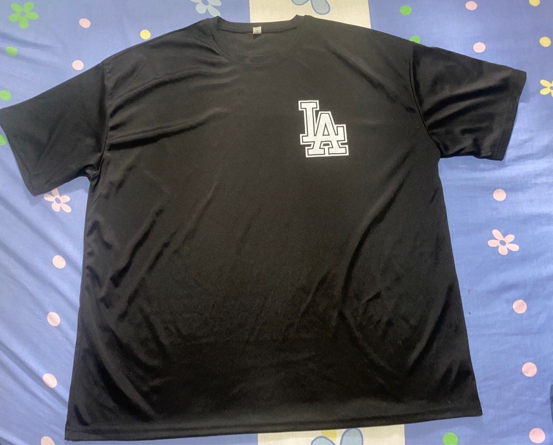 Black Mens Tshirt XXL (Category: Tshirts & Polo Shirts ) located in Cavite. Submitted by yhannashoppe_08 (Listing ID 1449571013, Image 2). Description: Black Mens Tshirt (mainipis tela) prng drifit Size: XXL from japan plus shipping fee.