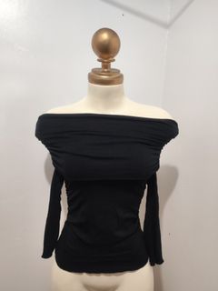(Category: ) located in . Submitted by neighbourhoodfinds (Listing ID 1449624719, Image 1). Description: .