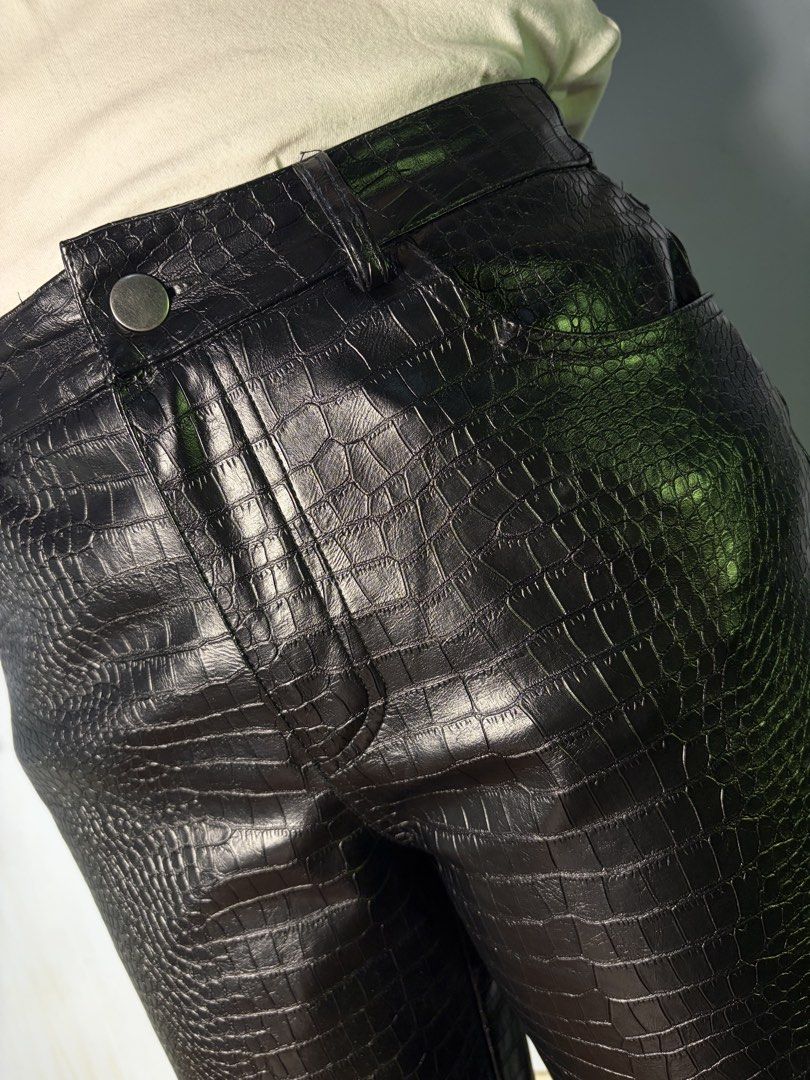 Black Rockstar Snake Pleather Bottoms (Category: Jeans) located in Quezon City. Submitted by theiiclothing (Listing ID 1449580845, Image 2). Description: Black Rockstar Snake Pleather Bottoms Waist: 28 (fist 27-29 waist) Length: 41.5 inches Rise (above the crotch): 11.5 inches Inseam (below the crotch): 30 inches Thigh: 10.5 inches Leg Opening: 8 inches 900PHP ONLY DM us for reservations or further inquiries. For sure buyers, comment “mine” on th