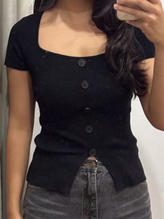 (Category: ) located in . Submitted by buymyclothesplz. (Listing ID 1449724829, Image 1). Description: .