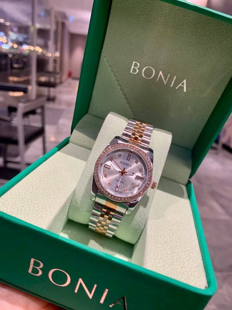 Bonia (Category: Watches) located in Puchong. Submitted by boniacollectionby_en (Listing ID 1449716657, Image 3). Description: 📌full set with box + paperbag . 📌boutiq quality . 📌 bukan ori. kopi 1:1 postage ✅️ lalamove ✅️ pm terus bagi no wasap✅️.