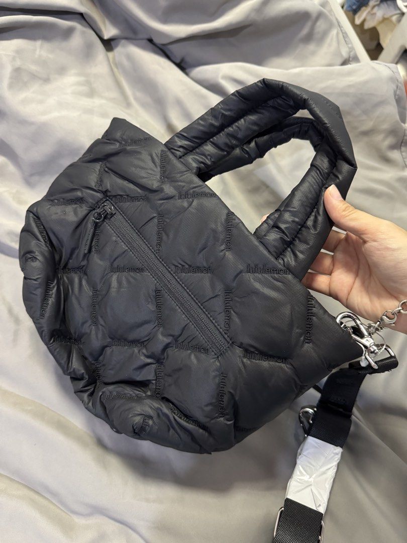 BRAND NEW AUTHENTIC Lululemon Quilty Pleasures Mini Tote (Category: Tote Bags) located in Quezon City. Submitted by closetofcoco (Listing ID 1449637165, Image 3). Description: GUARANTEED AUTHENTIC PM FOR INQUIRIES NO LOW BALLING.