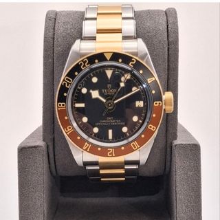 Tudor Collection item 2