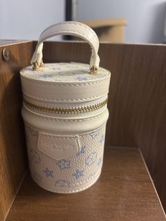 （分類：）位於 。 由 crazy_happy_shopper 提交（商品編號 1449679900，圖片 1）。簡介： 。