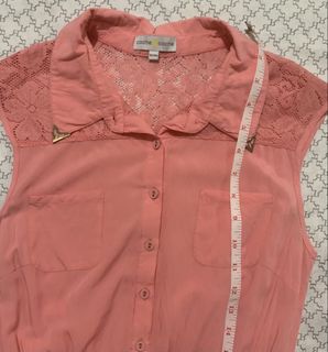 (Category: ) located in . Submitted by vbvessentials (Listing ID 1449705986, Image 1). Description: .