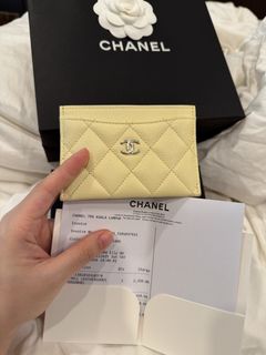 (Category: ) located in . Submitted by mywardrobe1111 (Listing ID 1449585938, Image 1). Description: .