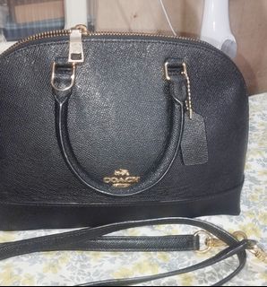 (Category: ) located in . Submitted by lene48 (Listing ID 1449551174, Image 1). Description: .