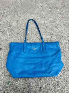 (Category: ) located in . Submitted by good.thriftcvt (Listing ID 1449717748, Image 1). Description: .