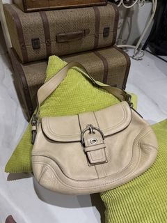 (Category: ) located in . Submitted by luxeloop_mnl (Listing ID 1449660309, Image 1). Description: .