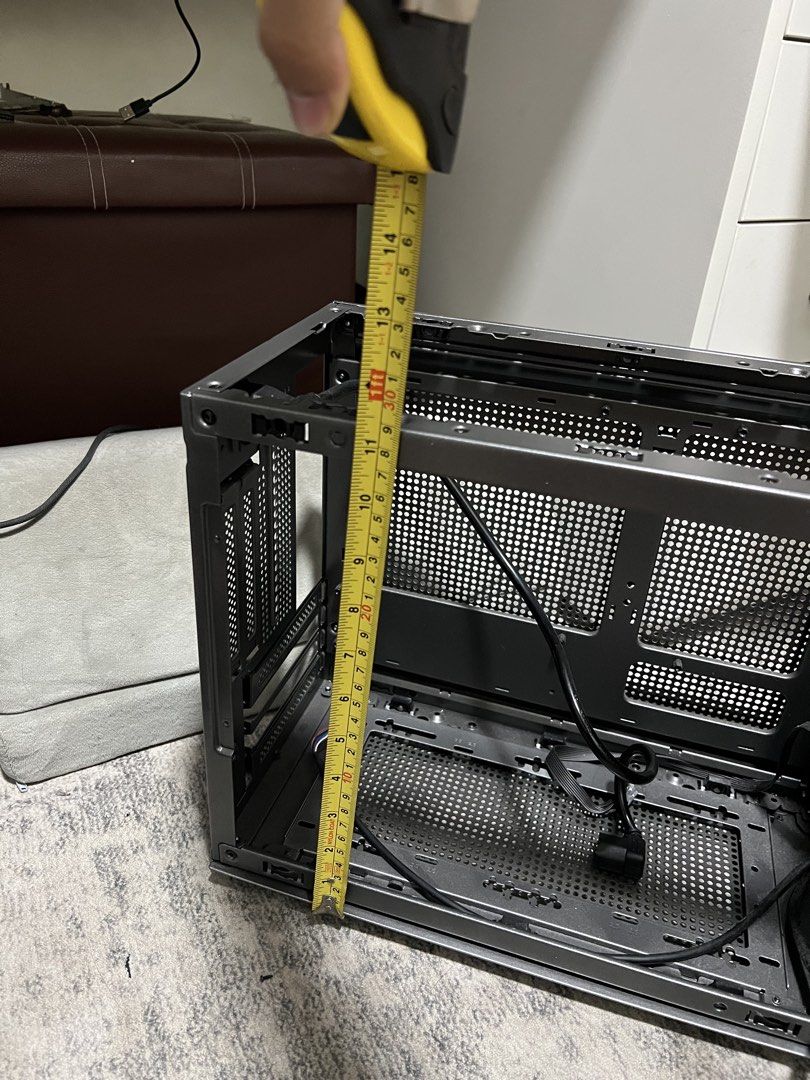 Compact Small PC Case (ITX and MATX)509733745732495366
