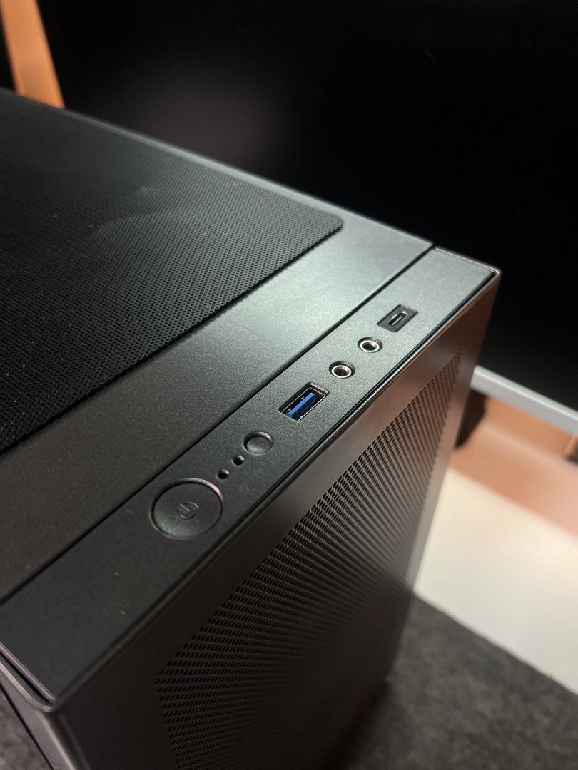 Compact Small PC Case (ITX and MATX)509733745732495363