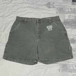 (Category: ) located in . Submitted by b5closet (Listing ID 1449727071, Image 1). Description: .