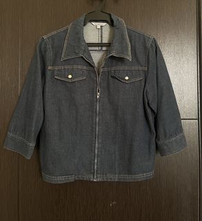 (Category: ) located in . Submitted by irish_closet (Listing ID 1449601049, Image 1). Description: .