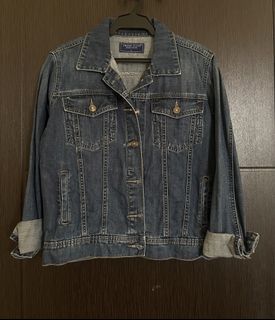 (Category: ) located in . Submitted by irish_closet (Listing ID 1449602266, Image 1). Description: .