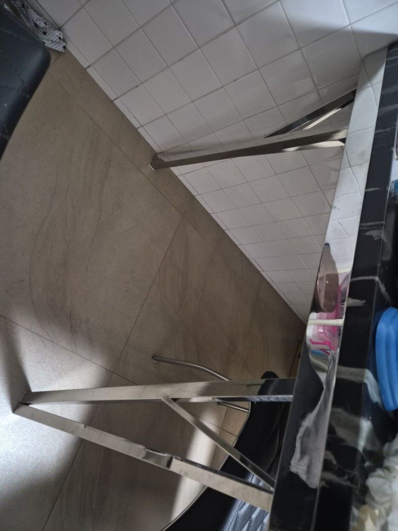Dining Table (Category: Tables & Sets) located in Singapore. Submitted by frenchtoastt (Listing ID 1449534152, Image 3). Description: 150cm(L) x 90cm(W) x 77cm(H) Arrange own transport..