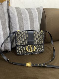 (Category: ) located in . Submitted by saveandstyleph (Listing ID 1449719469, Image 1). Description: .
