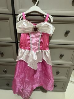 (Category: ) located in . Submitted by relovedbyll (Listing ID 1449637775, Image 1). Description: .