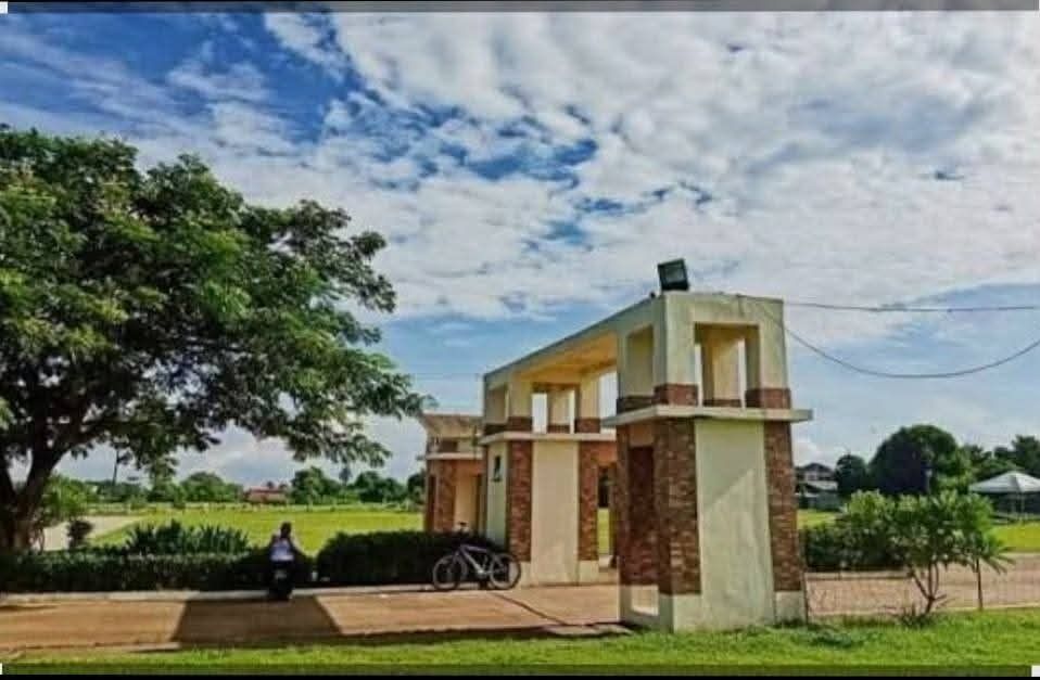Divine external Plan (Category: Memorial Lot) located in Calamba. Submitted by lovelyfranz (Listing ID 1449619241, Image 1). Description: FOR SALE: Unused Memorial Lawn Lot (100% VACANT & UNUSED) 📍 Location: DIVINE LIFE MEMORIAL PARK – Gulod, Cabuyao Laguna Get this at a price much lower than the current developer's rate! Perfect for family estate planning or immediate need. PROPERTY DETAILS: • Lot Type: Lawn Lot (allows flat marble markers only