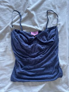 (Category: ) located in . Submitted by chicclosetco (Listing ID 1449597829, Image 1). Description: .