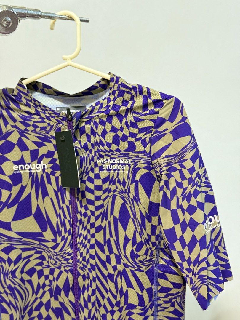 Enough Race Jersey Soltitude Medium (Category: Activewear) located in Pasig City. Submitted by thebikebin (Listing ID 1449645842, Image 1). Description: Enough Race Jersey Soltitude Brand new.