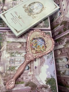 (Category: ) located in . Submitted by labellearmoire2 (Listing ID 1449707625, Image 1). Description: .