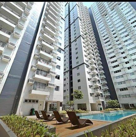 For Sale: Avida Turf BGC (Category: Apartments & Condos) located in Quezon City. Submitted by truestorm.348446 (Listing ID 1449585698, Image 2). Description: For Sale: Avida Turf BGC 39.39 sqm 1BR -Never used nor tenanted -Corner unit, views of Grand Hyatt Hotel -1 Parking Space Selling: Php 11,500,000 Jarvik Ongtauco 0917554-6779 #realestateph #realestate #investment #houseandlotforsaleph #philippines #house #preselling #home #realtor #realestat