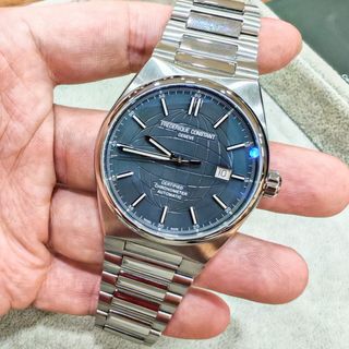 (Category: ) located in . Submitted by anotherwatchstore (Listing ID 1449592687, Image 1). Description: .