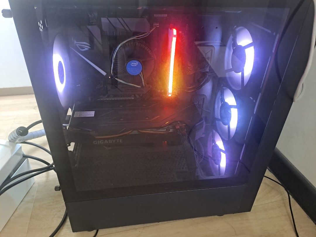 Gaming PC509216323840266240